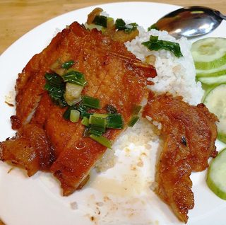 Cơm tấm sườn nướng
